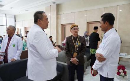 Direktur Utama PT Medikaloka Hermina Tbk (HEAL), Hasmoro kembali memborong saham perseroan. (Foto: Dok. Hermina)