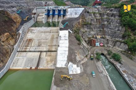Pembangunan Bendungan Way Apu di Maluku Capai 79,8 Persen, Siap Beroperasi di 2026. (Foto: Inews Media Group)
