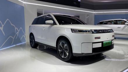 Pernah Mejeng di IIMS 2025, Mobil Listrik Jaecoo J5 Siap Dipasarkan di Indonesia. Foto: iNews Media Group.