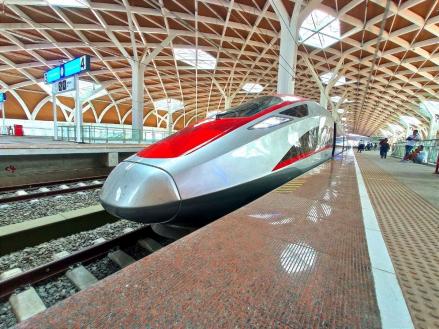 Berapa Bunga Utang Kereta Cepat? Tiap Tahun Harus Bayar Segini. (Foto: Whoosh)