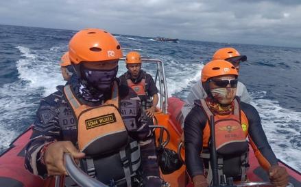 Pencarian Korban Tenggelam KMP Tunu Pratama Diperpanjang hingga 14 Juli 2025. (Foto: Inews Media Group)