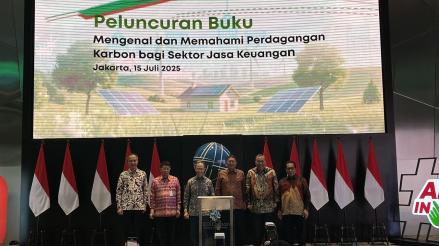 OJK Terbitkan Buku Panduan Perdagangan Karbon bagi Sektor Jasa Keuangan. (Foto Dinar/IMG)