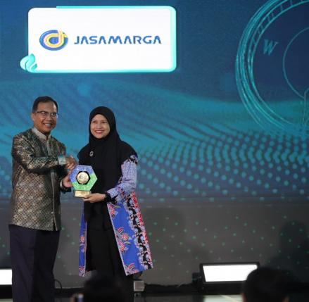 Fokus Tata Kelola dan Penurunan Emisi, JSMR Raih IDX Channel Anugerah ESG 2025. (Doc.JSMR)
