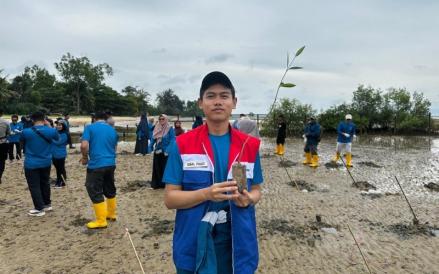 Beasiswa Sobat Bumi membentuk penerimanya untuk tidak hanya berprestasi secara akademik tetapi juga memiliki keterampilan softskill. (Foto: Dok. Pertamina)