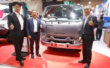 PT Isuzu Astra Motor Indonesia (IAMI) meyakini penjualan kendaraan niaga masih positif meski industri otomotif tengah lesu. (Foto: iNews Media/Tangguh Yudha)