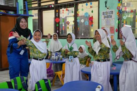 Hari Anak Nasional 2025, Pertamina Nyalakan Masa Depan Anak Indonesia Melalui Inovasi dan Edukasi. Foto: dok. KPI.
