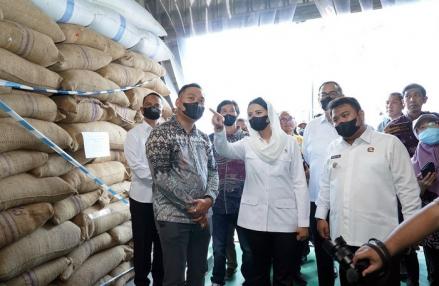 Kemendag Lepas Ekspor 57,6 Ton Kopi Robusta ke China Senilai Rp4,3 Miliar. Foto: Kemendag.