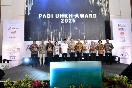 Pertamina Juara 1 Transaksi di PaDi UMKM 2024, Bangun Ekosistem UMKM Berkelanjutan. Foto: Pertamina.