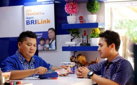 BRI (BBRI) Salurkan BSU 2025 Senilai Rp2,25 Triliun untuk 3,76 Juta Penerima  (BRI)
