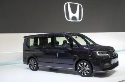 Honda Step WGN e:HEV Resmi Meluncur di GIIAS 2025, Sudah Terpesan 200 Unit, (Foto: Inews Media Group)