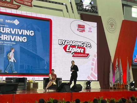 Angela Tanoesoedibjo Tekankan Pentingnya Soft Skill dan Kemampuan Beradaptasi di Kuliah Umum Untar. (Foto Tangguh/IMG)