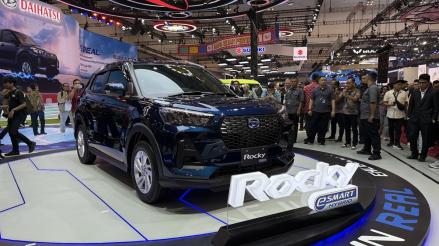 Harga Resmi Daihatsu Rocky Hybrid Meluncur, Masih di Bawah Rp300 Juta. (Foto Fadli R/IMG)