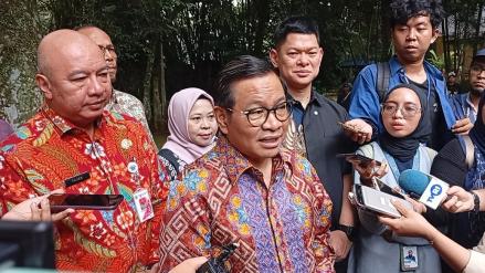 Pramono Pastikan Stok Beras di Pasar Jakarta Aman. (Foto Refi Sandi/IMG)