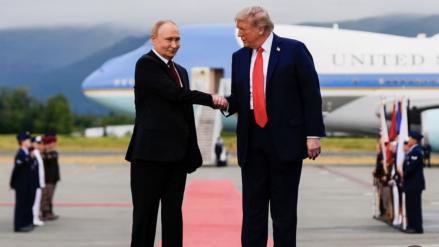 Pertemuan Singkat Trump dan Putin, Tidak Ada Kesepakatan Mengenai Ukraina (FOTO:Dok Laman Investing)