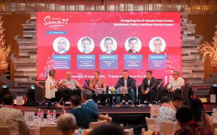 NeutraDC meluncurkan inovasi Neutra Compute & Neutra Connect sebagai solusi infrastruktur AI. (Foto: Dok. Telkom)