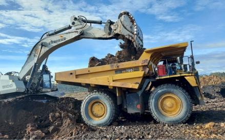 PT Adaro Andalan Indonesia Tbk (AADI) melaporkan penurunan laba bersih hingga 50 persen pada semester I-2025. (Foto: Dok. AADI)