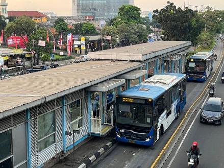 Transjakarta Modifikasi Rute 7C dan 7P Tidak Berhenti di Halte Cawang Sentral, Ini Alasannya