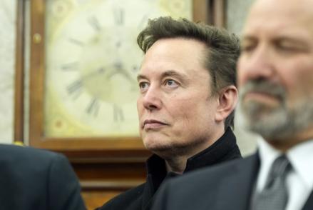 Tesla Tawarkan Paket Gaji Fantastis, Elon Musk Berpeluang Jadi Triliuner Pertama Dunia (Foto;