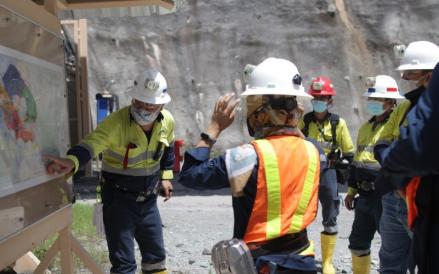 PT Merdeka Gold Resources Tbk (EMAS) resmi menawarkan saham perdana (Initial Public Offering/IPO). (Foto: Dok. Merdeka Copper)