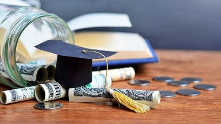 Fasilitasi Mahasiswa Hingga Rp65,5 Miliar di 2025, Apa Itu BSI Scolarship dan Syarat Daftarnya? (Foto: Apa Itu BSI Scolarship dan Syarat Daftarnya)
