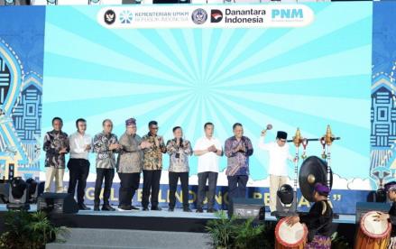 Menko Pemberdayaan Masyarakat dan Kementerian UMKM Perkuat Legalitas Nasabah PNM (FOTO:Dok PNM)