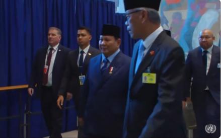 Presiden Prabowo Subianto tiba di Markas Besar Perserikatan Bangsa-Bangsa (PBB), New York, Selasa (23/9/2025) waktu AS. (Foto: iNews Media/Binti Mufarida)