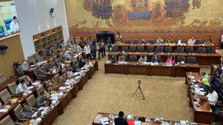 Revisi UU BUMN Disepakati Dibawa ke Paripurna, Siap Disahkan Jadi UU. (Foto Achmad/IMG)