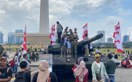 Besok Puncak HUT ke-80 TNI di Monas, Ada Parade Akbar, Pesta Rakyat hingga Door Prize (iNews Media Group)