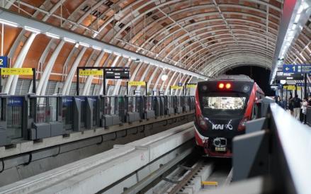 Layanan LRT Jabodebek mengalami gangguan operasional pada Sabtu (25/10/2025) pagi. (Foto: iNews Media Group)
