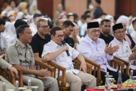 Pramono Buka Peluang Kenaikan Tarif Transjakarta (FOTO:iNews Media Group)