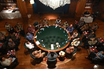 Bertemu Apindo, Prabowo Tekankan Pengusaha Harus Beri Manfaat dan Ciptakan Lapangan Kerja