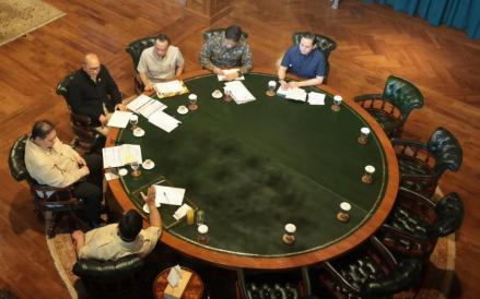 Gelar Ratas Bareng Airlangga dan Purbaya, Prabowo Bahas Perundingan Ekonomi yang Untungkan Indonesia