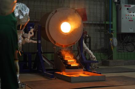 Resmi Masuk Tahap Produksi, EMAS Lakukan First Gold Pour di Tambang Pani. Foto: iNews Media Group.