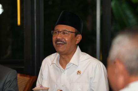 Mensos Minta Kepala Daerah Kawal Akurasi Data Penerima Bansos dari Tingkat Desa. Foto: iNews Media Group.