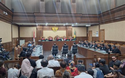 Hakim Tetapkan Kerugian Negara di Kasus Minyak Mentah Rp9,4 Triliun Bukan Rp254 Triliun