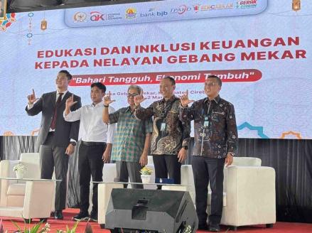 Dari Pesisir untuk Negeri, bank bjb Hadirkan Edukasi Keuangan bagi Nelayan Kabupaten Cirebon. (Foto: Doc bank BJB)
