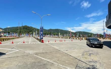 Suasana sepi di buffer zone Pelabuhan Merak tipe eksekutif, Selasa (17/3/2026). (Foto: Niko Prayoga/IMG)