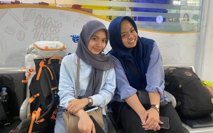 Cerita Pemudik Rela Standby Tengah Malam Demi Dapatkan Tiket Kereta Mudik Lebaran (Danandaya Arya Putra/iNews Media Group)