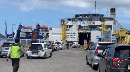 Pelabuhan Bakauheni Mulai Ramai Jelang Arus Balik Gelombang Pertama (Foto: iNews Media Group)