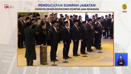 Friderica Widyasari Dewi dan Empat Anggota DK Resmi Pimpin OJK 2026-2031. (Foto Tangkapan Layar YouTube)