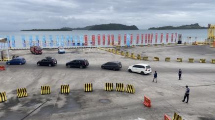Puncak Arus Balik Gelombang 2, Pelabuhan Bakauheni Terpantau Sepi Kendaraan. (Foto Niko Prayoga/IMG)