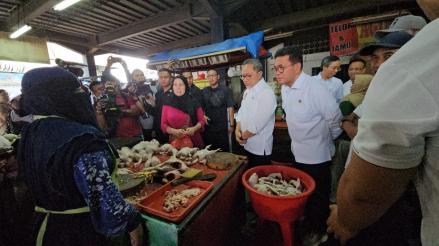 Sidak Pasar Minggu, Zulhas Temukan Harga Cabai Rawit Merah Tembus Rp100 Ribu