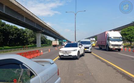 Arus Padat Libur Panjang, Jasa Marga Berlakukan Contraflow KM 47–66 Tol Jakarta–Cikampek