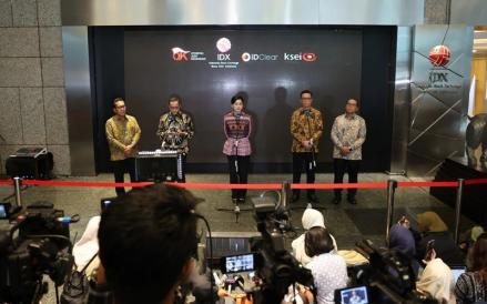OJK bersama BEI dan KSEI telah menuntaskan empat agenda penguatan transparansi pasar modal Indonesia. (Foto: Dok. BEI)