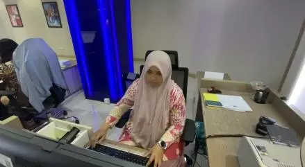 ASN Ini Tak Keberatan Bekerja dari Kantor Meski Ada WFH: Selama Harga BBM Belum Naik (FOTO:Dok Niko)