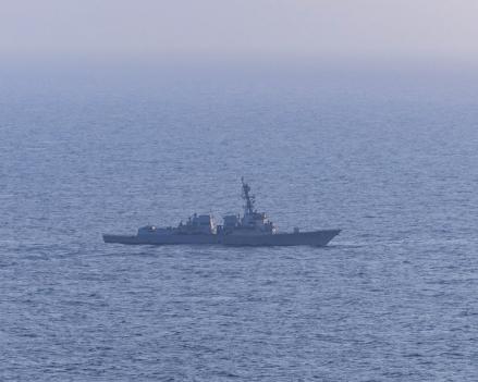 Armada Laut AS Cegat Kapal Kargo Iran yang Lintasi Selat Hormuz. (Foto:X/@centcom)