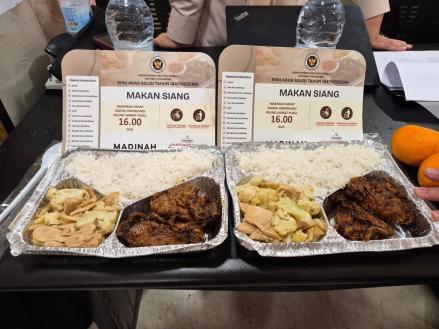 Konsumsi Jamaah Haji Indonesia di Madinah Langsung Distribusi ke Hotel Tempat Menginap (FOTO:Dok Kemenhaj)