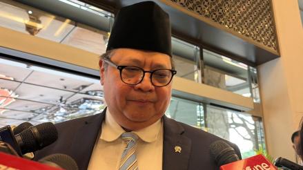 Airlangga Bakal Bahas Stimulus Bagi Industri Pengguna Plastik Besok