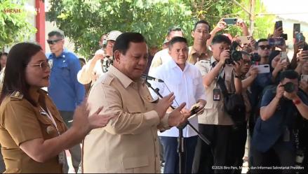 Prabowo Janji Akan Rawat Puskesmas dan Bandara di Pulau Miangas. (Foto: Sekretariat Presiden)