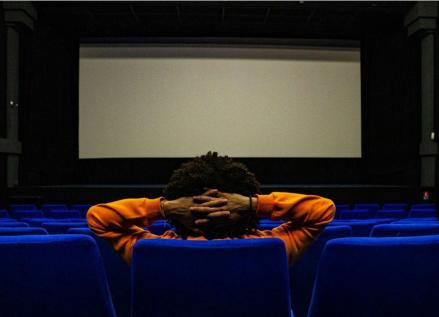 6 Judul Film Terbaru Bulan Ini Yang Wajib Masuk Daftar Tontonan (Foto: Ilustrasi)